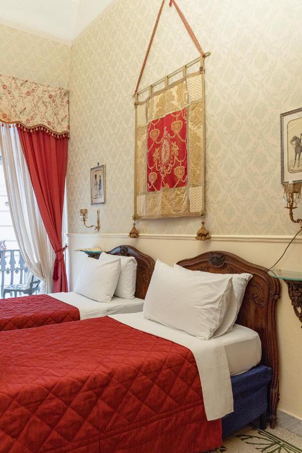 Carafa Di Maddaloni Residenza Di Charme Hotel Napoli Bagian luar foto